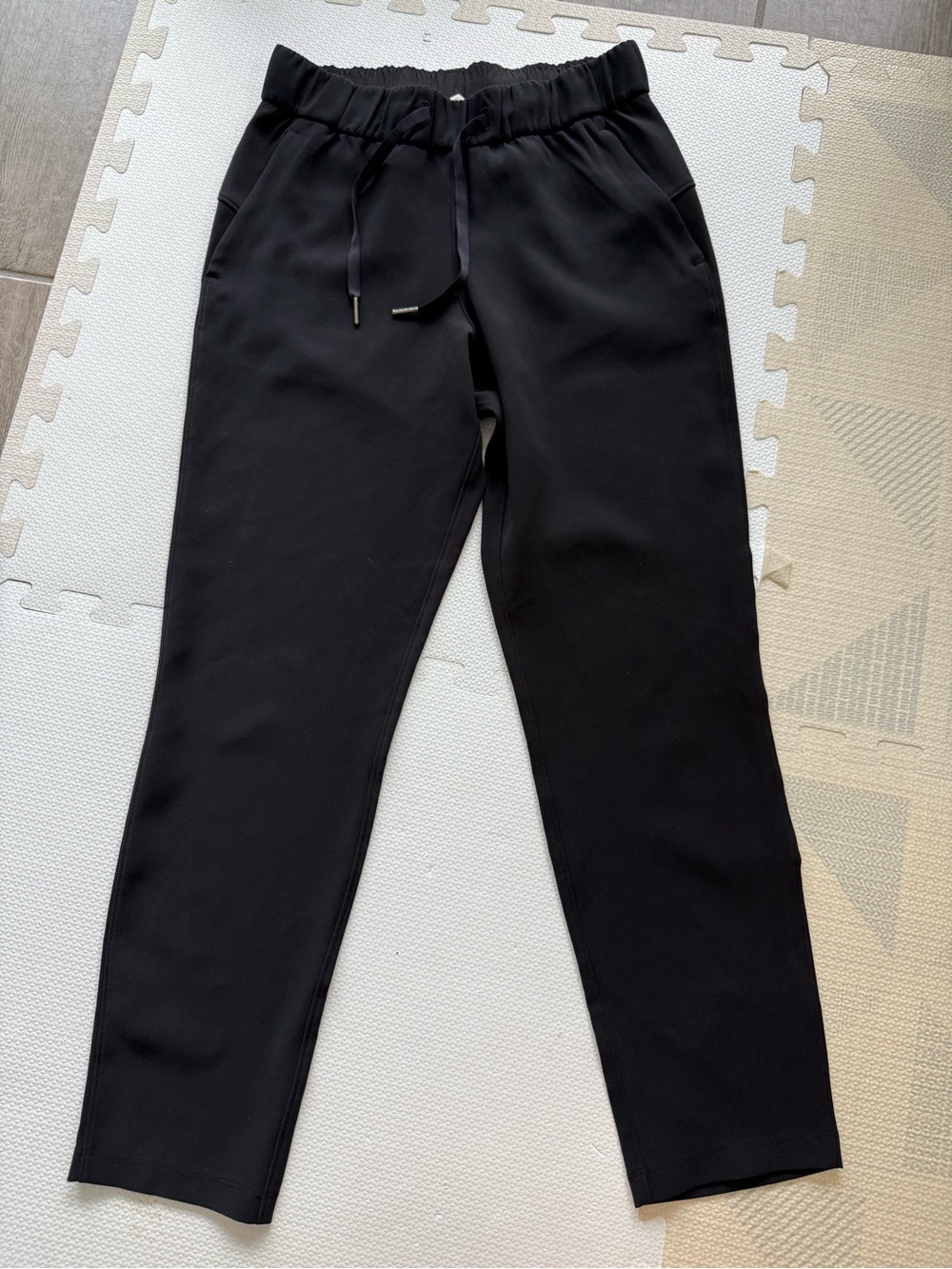 Lululemon On the Fly wide-leg 7/8